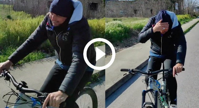 Incontri Champions, un tifoso incontra Spalletti in bici: la reazione del mister | VIDEO