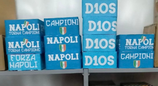 Festa Scudetto Napoli, a Gragnano nascono la batteria 'Napoli' e i fumogeni a strappo azzurri | FOTO CN24