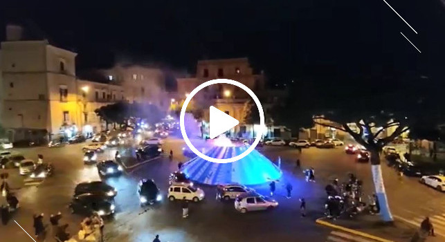 Festa Scudetto Napoli, idea geniale a Portici: un enorme Vesuvio illuminato in piazza San Ciro | VIDEO