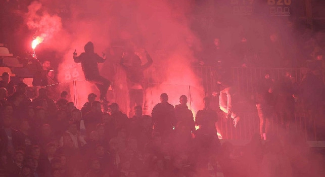 UFFICIALE, comunicato del Napoli: Striscioni allo stadio? Si può, basta seguire le regole