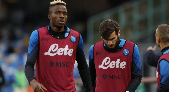 La rabbia di Osimhen, il giallo Kvara e il ritorno della bandiere allo stadio | FOTOGALLERY CN24