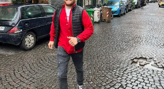 Napoli-Milan, anche il georgiano Dvalishvili campione UFC in città per sostenere Kvaratskhelia! | FOTO