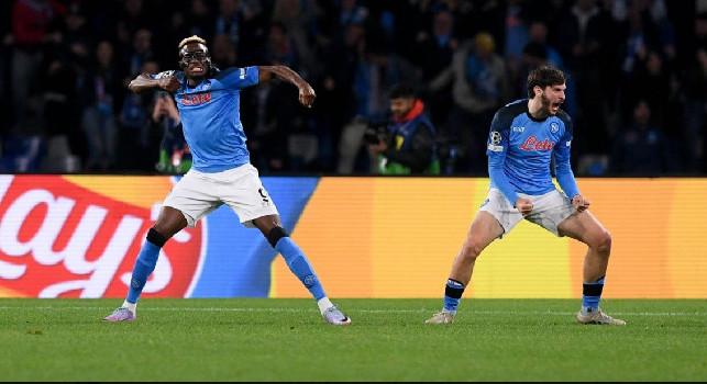 Meret para il rigore a Giroud, l'esultanza di Osimhen e Kvaratskhelia è fantastica | FOTO
