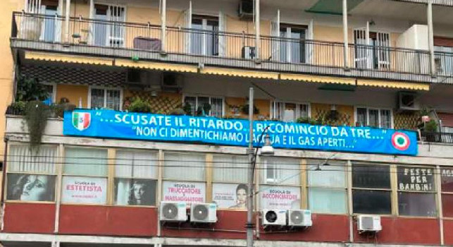 A Salerno non si deve festeggiare: lancio di uova contro bandiera Napoli