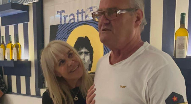 Maradona, l'ex moglie e la figlia Giannina allo stadio per Napoli-Sampdoria