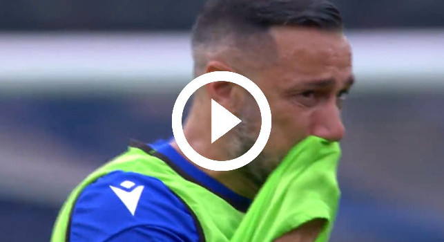Napoli-Samp, le lacrime di Quagliarella: ovazione dal Maradona, abbracciato dai compagni | FOTO & VIDEO
