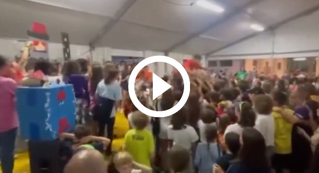 Vergogna a Ghedi, all'oratorio fanno cantare 'Vesuvio erutta, Napoli distrutta' | VIDEO