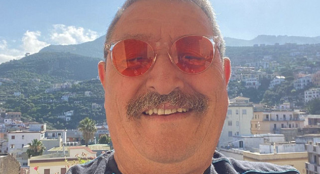 Selfie di Tommaso Starace: Regalo di Ostigard per me | FOTO