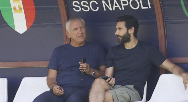 Meluso e Sinicropi a telefono in panchina, novità di mercato in vista? | FOTO CN24