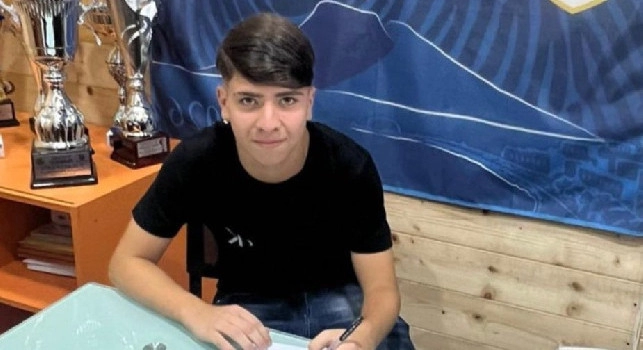 Colpo per l'Under 16 de Napoli: preso il giovane Favicchio | FOTO