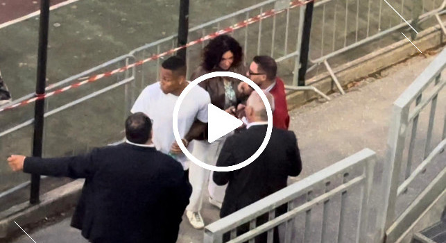 Tutti pazzi per Natan, bellissimo gesto del nuovo acquisto del Napoli | VIDEO CN24