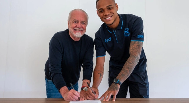 UFFICIALE - Natan &egrave; un nuovo difensore del Napoli: il benvenuto di De Laurentiis | FOTO