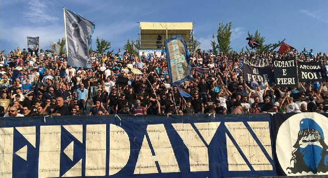 Abbonamenti SSC Napoli, anche i Fedayn scelgono di abbonarsi: solo un gruppo organizzato si defila | CN24