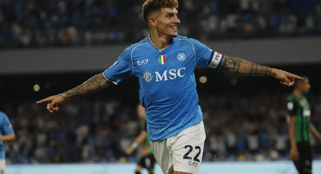 Tutti gli allenatori del Napoli benedicono le divinità del calcio per avere in squadra Di Lorenzo, il motivo
