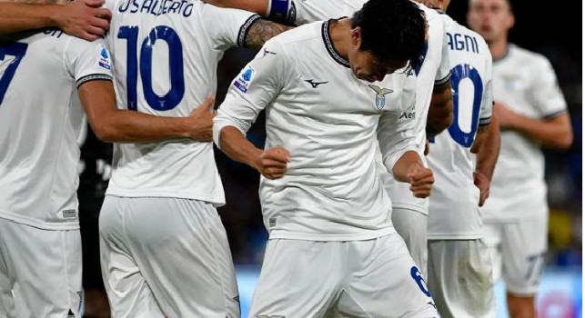 Lazio, Kamada euforico dopo Napoli: Una notte speciale, non poteva arrivare il gol in una serata così bella