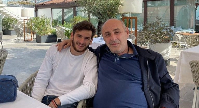 Kvaratskhelia, l'agente: Rinnovo? De Laurentiis ha sempre rispettato la parola, non siamo scontenti del contratto! Sul Pallone d'Oro, interesse Real e Garcia... | ESCLUSIVA