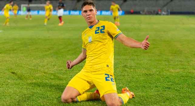 Da Torino - Il Napoli sfida la Juve per Sudakov: nel mirino l'ucraino numero 10 dello Shakhtar