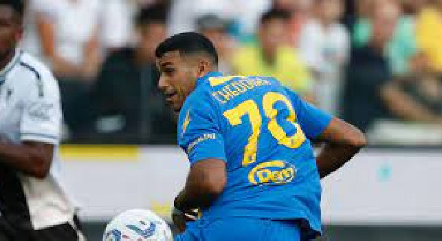 Frosinone-Genoa, formazioni ufficiali: Cheddira titolare, Puscas rimpiazza Gudmundsson