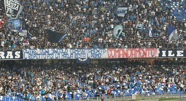 La Curva A risponde a Osimhen, ecco lo striscione durante Napoli-Udinese | FOTO