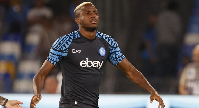 Caos TikTok, mezza Nigeria ce l'ha a morte con il Napoli: quasi tutto il clan Osimhen accusa il club di razzismo