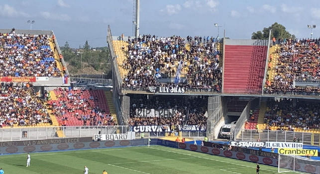 Lecce-Napoli: striscione per Frank Carpentieri nel settore ospiti | FOTO