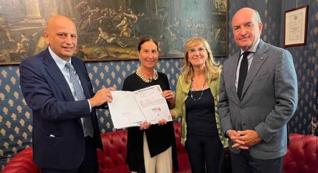 Parco Verde, biglietti gratis per Napoli-Real Madrid agli studenti della scuola Morano
