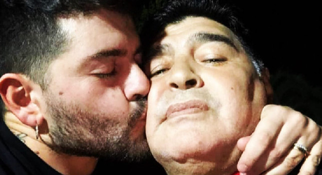 Maradona jr: Papà, da quando te ne sei andato un pezzo del mio cuore è andato via con te