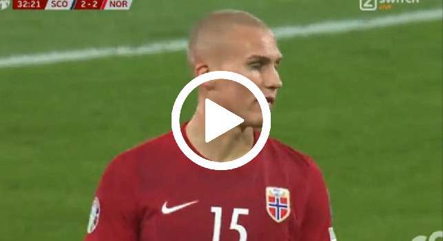 Scozia-Norvegia 3-3, autogol sfortunatissimo di Ostigard | VIDEO