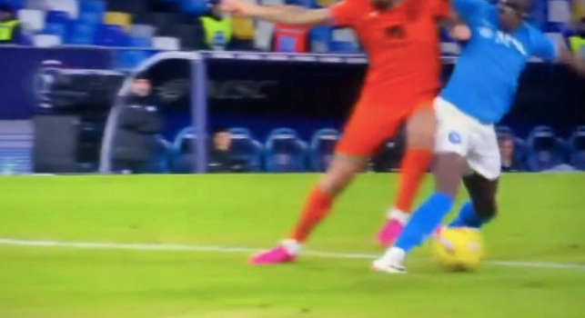 UFFICIALE - Napoli-Roma, arbitro Massa: torna al Maradona dopo gli errori di Napoli-Inter