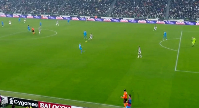 Osimhen pareggia ma l'arbitro annulla tutto per fuorigioco | FOTO