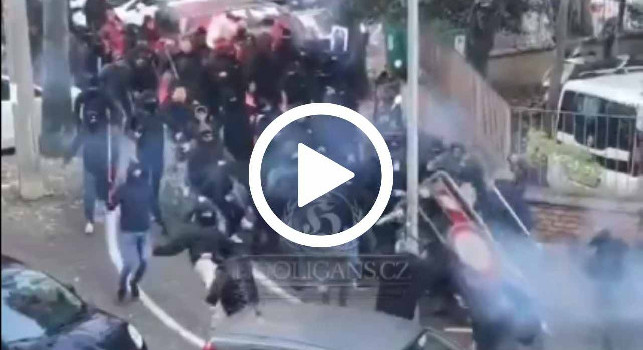 Bologna-Roma, scontri violentissimi prima della partita | VIDEO