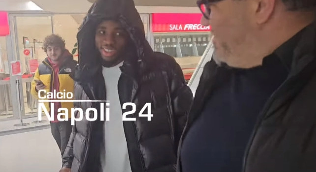 Traorè è appena arrivato a Napoli! Nuovo acquisto ufficiale, ecco dove si trova | VIDEO ESCLUSIVO