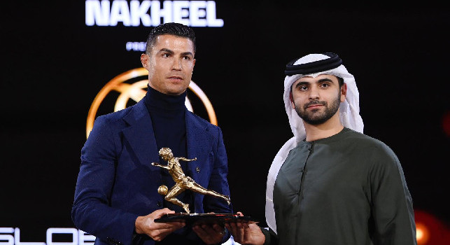 Cristiano Ronaldo vince il Maradona Award: battuti Haaland, Mbappé e Kane | FOTO