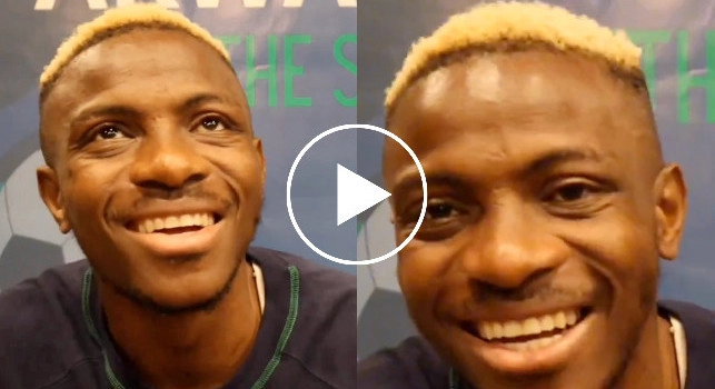 Due leggende del Napoli? La risposta di Osimhen | VIDEO