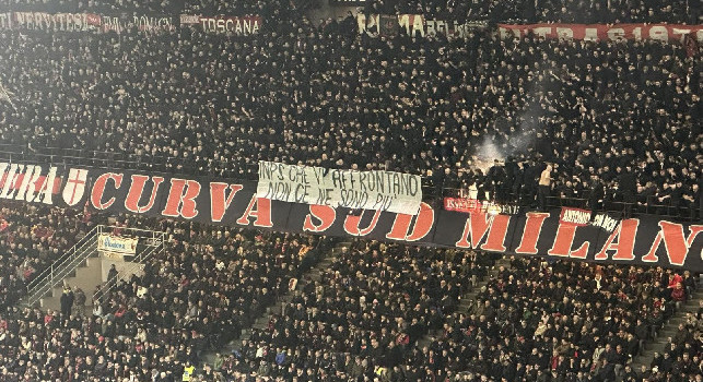 Milan-Napoli, vergogna annunciata dalla Curva Sud: Non ci mancano certo i motivi per cantare contro i napoletani, per mostrar loro quanto li odiamo | FOTO