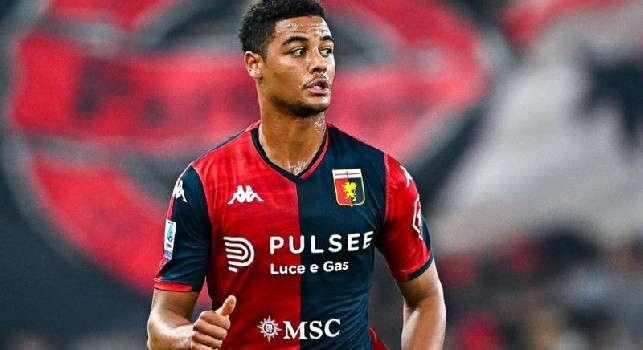 Calciomercato Napoli, TMW - Gli azzurri sfidano le big per De Winter: il Genoa ha fissato il prezzo