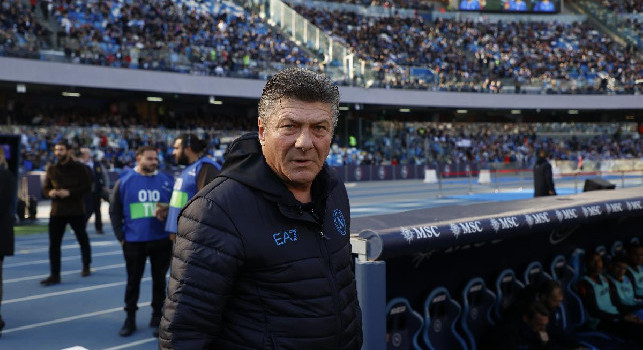Napoli, che caos: i giocatori protestano con Mazzarri nell’intervallo poi chiedono scusa