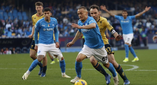 TMW - I campioni d'Italia non hanno mai fatto tanto male quanto il Napoli: è record in Serie A