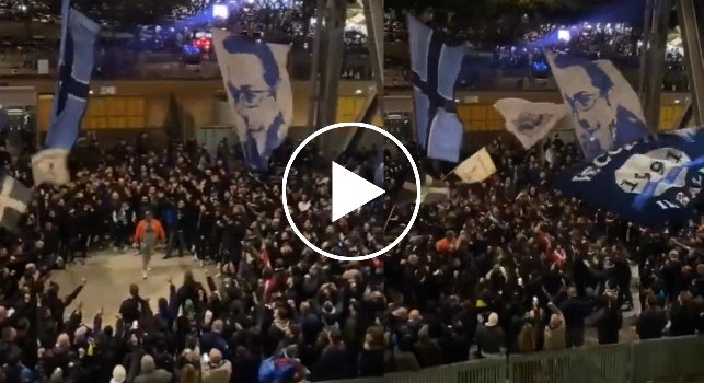 Coro ultras Napoli