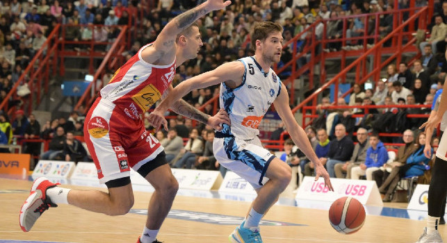 Gevi Napoli Basket, De Nicolao ci mette la faccia: A Varese è stata difficile, dobbiamo riuscire a tornare a vincere