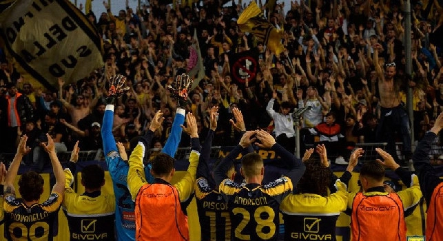 Festa a Castellammare di Stabia: la Juve Stabia &egrave; promossa in Serie B! | VIDEO