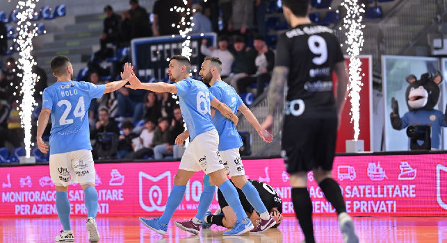 Delusione Napoli Futsal, sconfitta amara per gli azzurri che perdono la seconda posizione. Ercolessi: “Chiediamo scusa ai nostri tifosi”