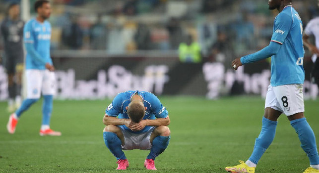 Il Napoli si squaglia nel finale: un gol subito su quattro arriva nell'ultimo quarto d'ora, e così sono scomparsi sei punti per la Champions