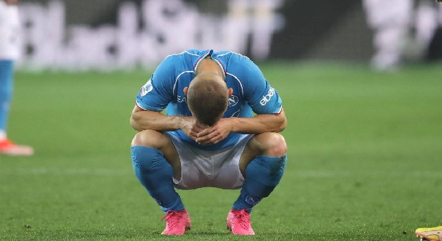 Ieri hanno vinto solo 4305 tifosi del Napoli