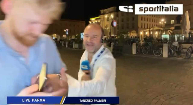 Aggressione in diretta al giornalista Tancredi Palmeri | VIDEO