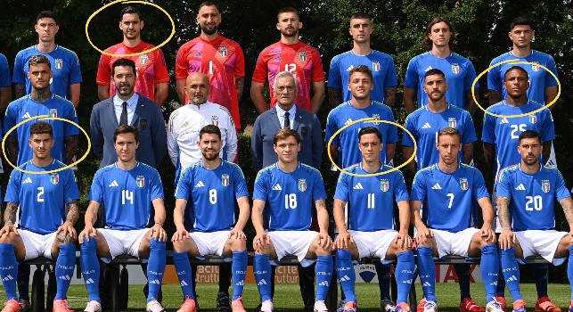 Euro 2024, ecco la foto di rito dell'Italia: quattro azzurri del Napoli all'Europeo | FOTO