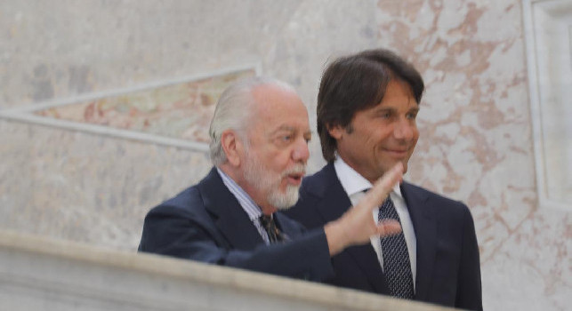 Futuro Conte-Napoli, Il Mattino: la decisione del tecnico che manda un segnale a De Laurentiis