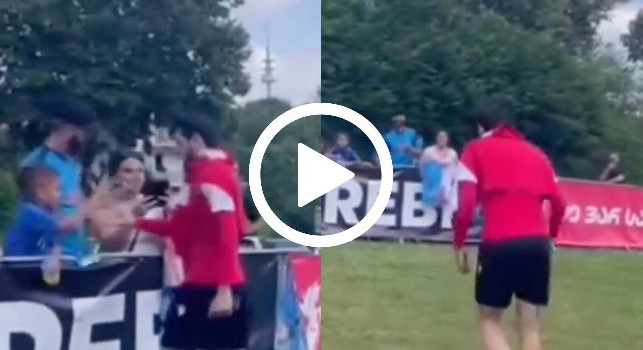 Euro 2024, tifosi del Napoli incontrano Kvaratskhelia: sentite cosa gli dicono | VIDEO
