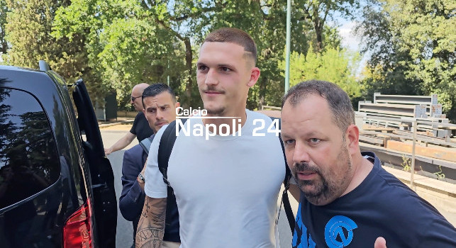 DIRETTA - Rafa Marin è arrivato a Villa Stuart, pronte le visite mediche per il secondo acquisto del Napoli! Si attende l'annuncio di Spinazzola | VIDEO CN24