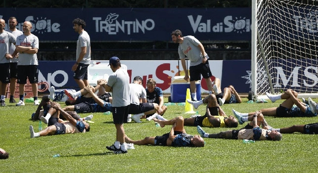 Trentatre amichevoli del Napoli in Trentino: dall'incredibile successo col Bayern al 17-0 con la Bassa Anaune